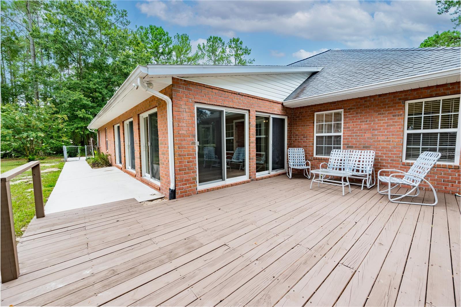 QUAD HOLDI - Residential