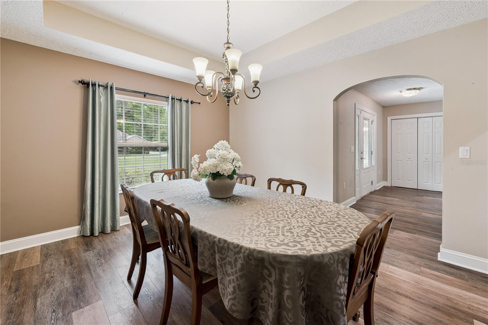 QUAD HOLDI - Residential