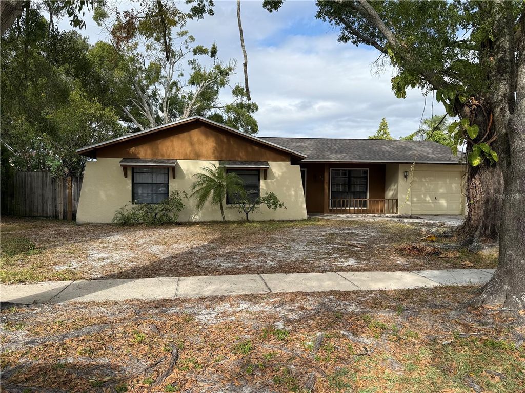Photo of 8221 Malvern Circle, Tampa, FL 33634 (MLS # TB8461654)