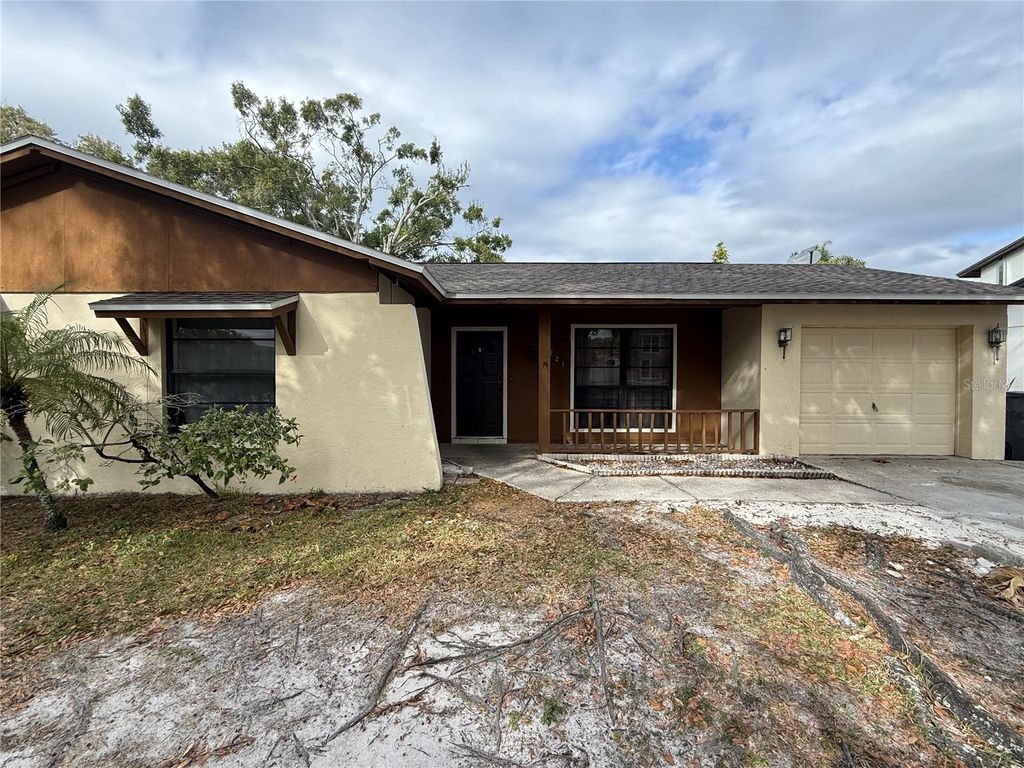 Photo of 8221 Malvern Circle, Tampa, FL 33634 (MLS # TB8461654)