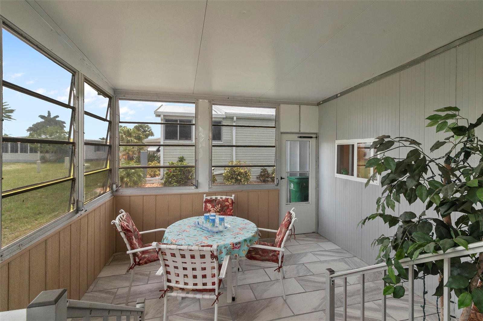 MAPLE LEAF ESTATES - Residential