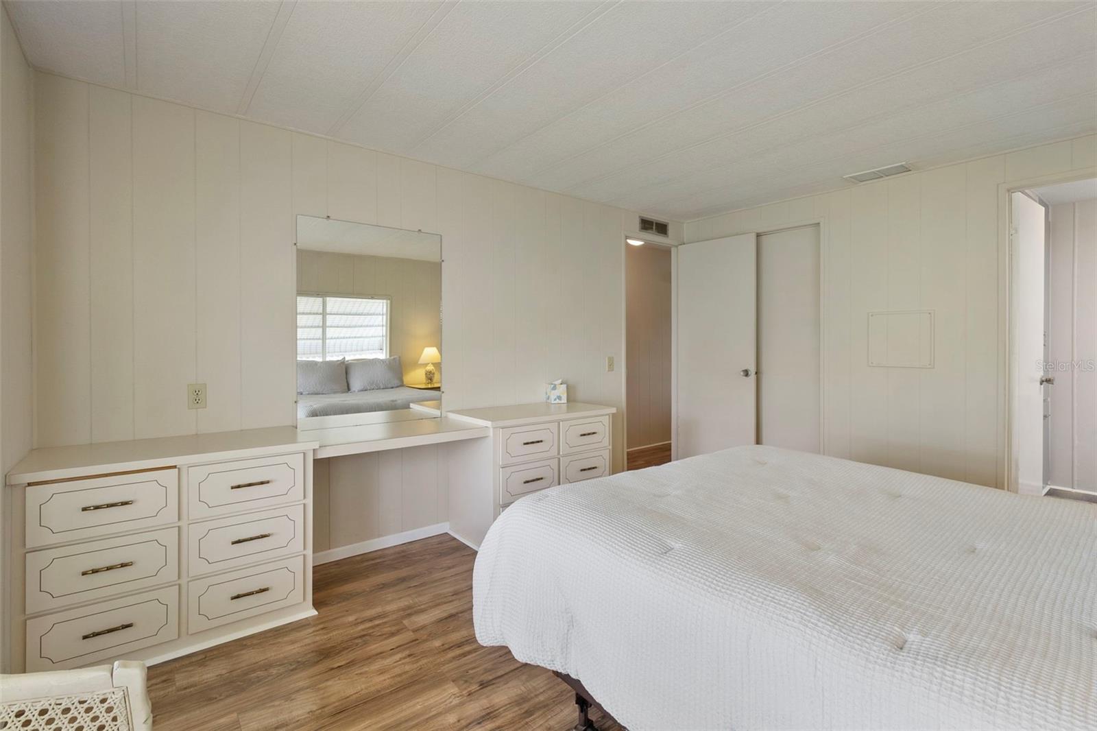 MAPLE LEAF ESTATES - Residential