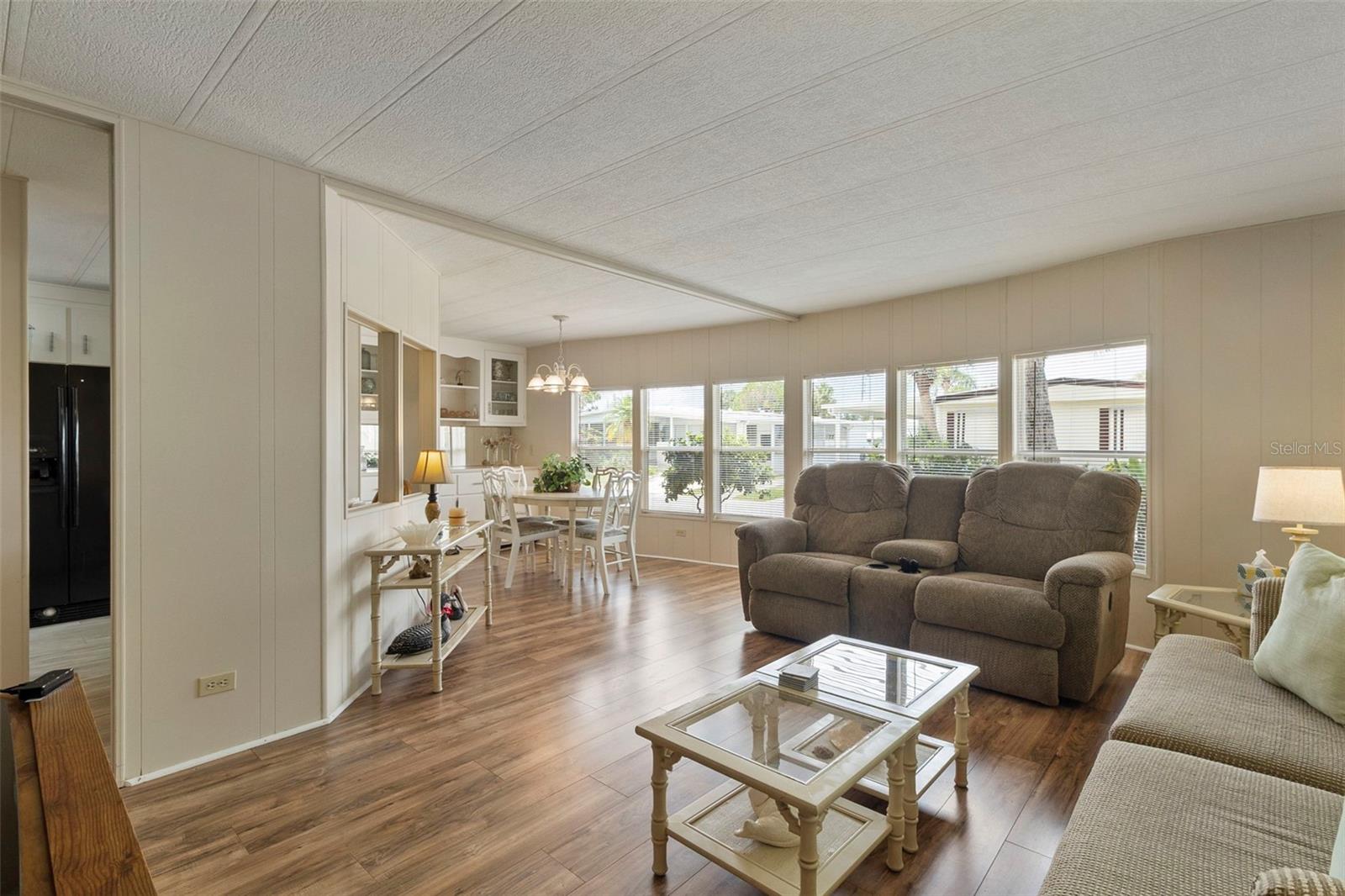 MAPLE LEAF ESTATES - Residential