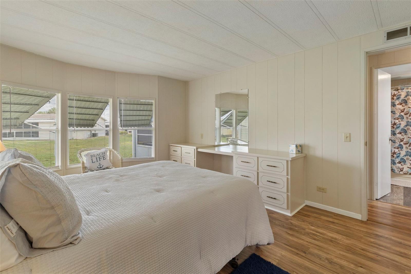 MAPLE LEAF ESTATES - Residential