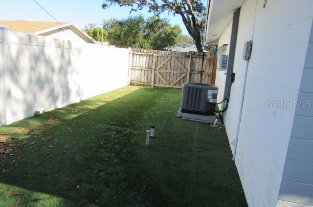 850 LINDENWOOD CIRCLE E