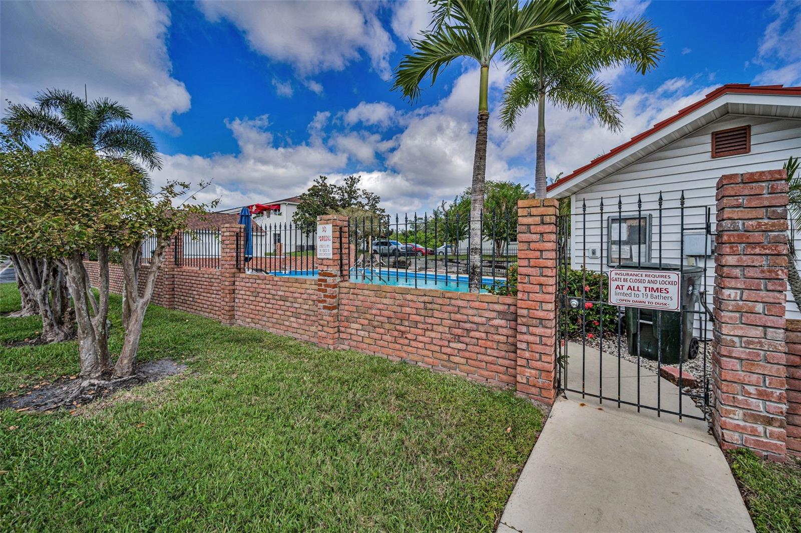 EAST BAY GOLF VILLAS AT WATER VIEW CONDO - Residential