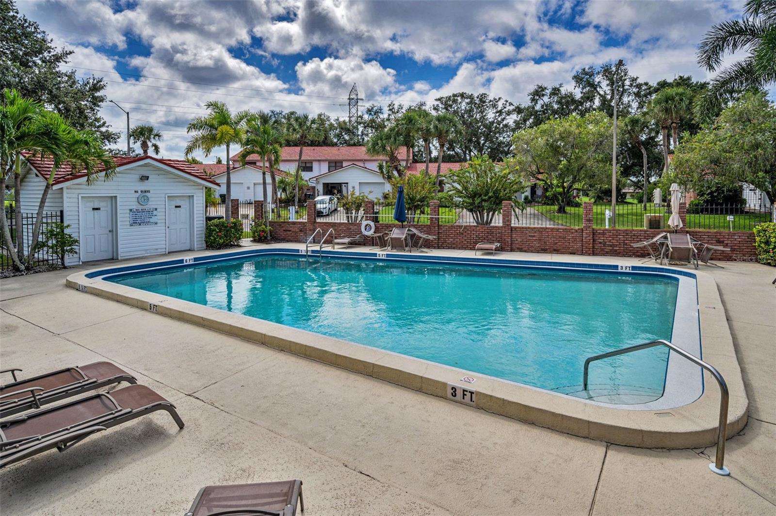 EAST BAY GOLF VILLAS AT WATER VIEW CONDO - Residential