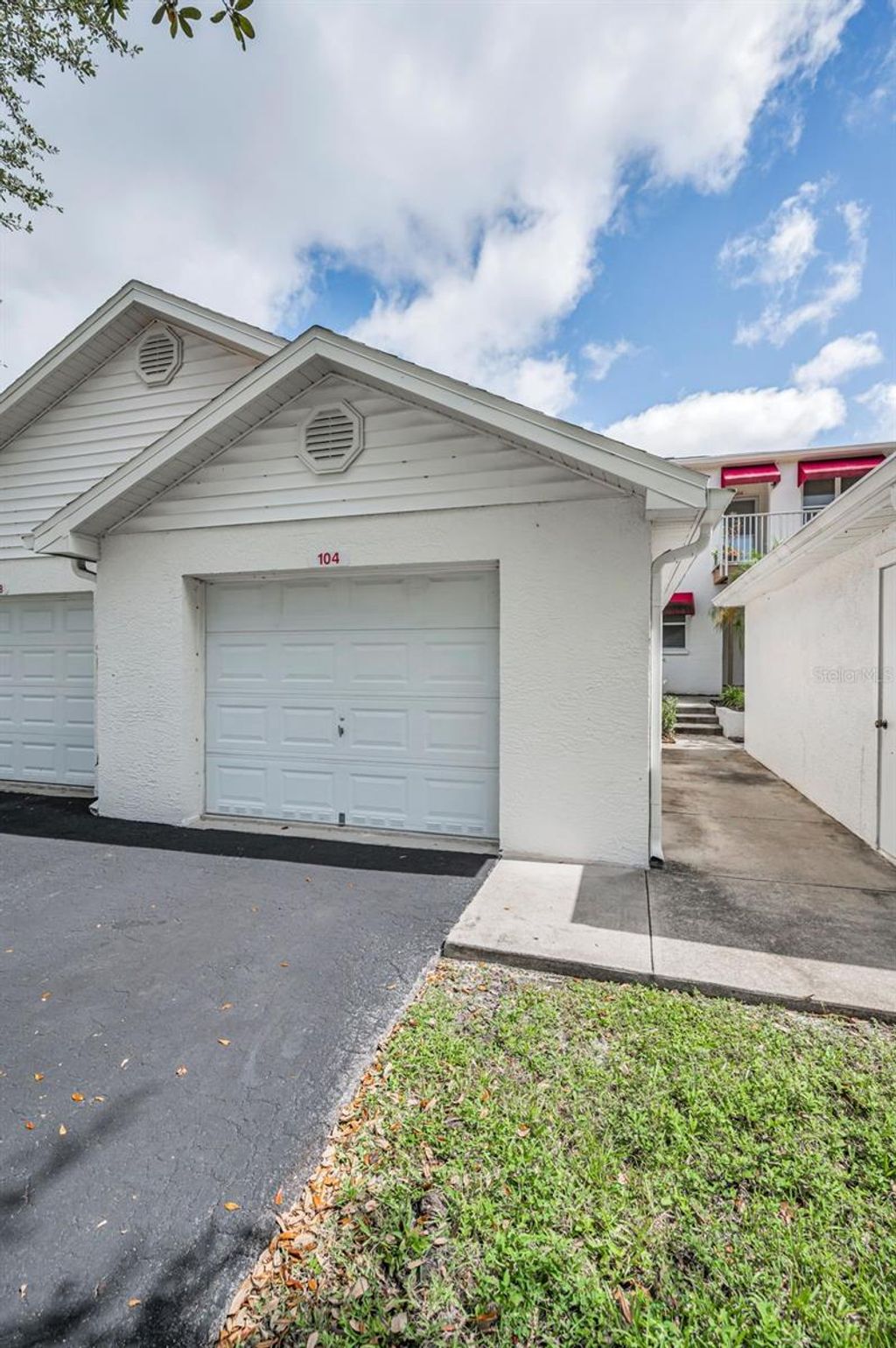 Photo of 1400 Water View Drive W #104, Largo, FL 33771 (MLS # TB8433970)