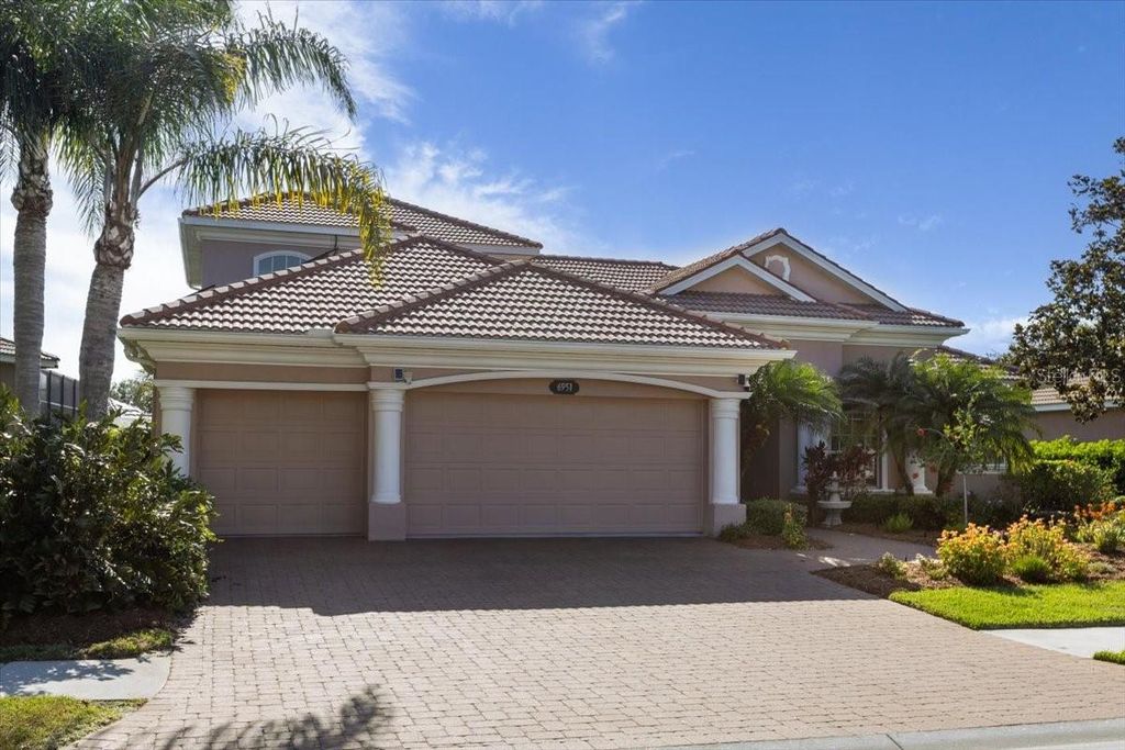 Photo of 6951 Scrub Jay Drive, Sarasota, FL 34241 (MLS # A4650666)