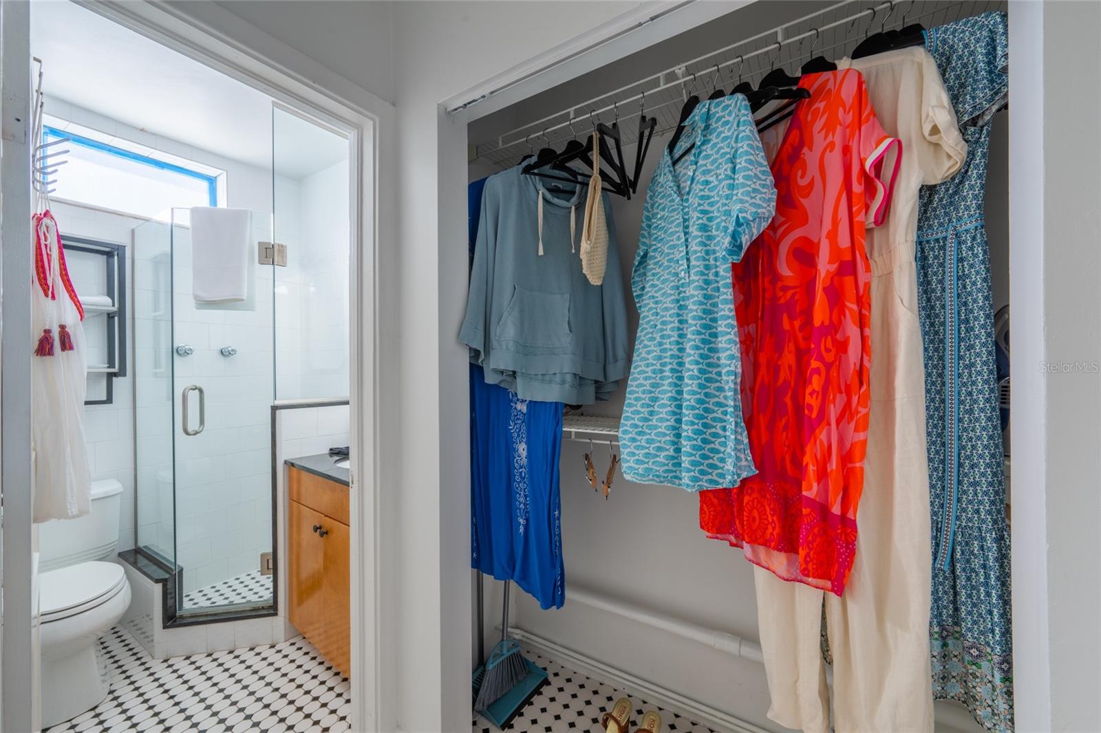 PLAT OF SARASOTA EXHIBIT - Residential Income