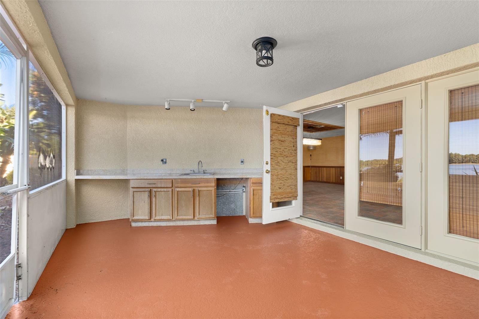 SILVER BEACH HEIGHTS - Residential