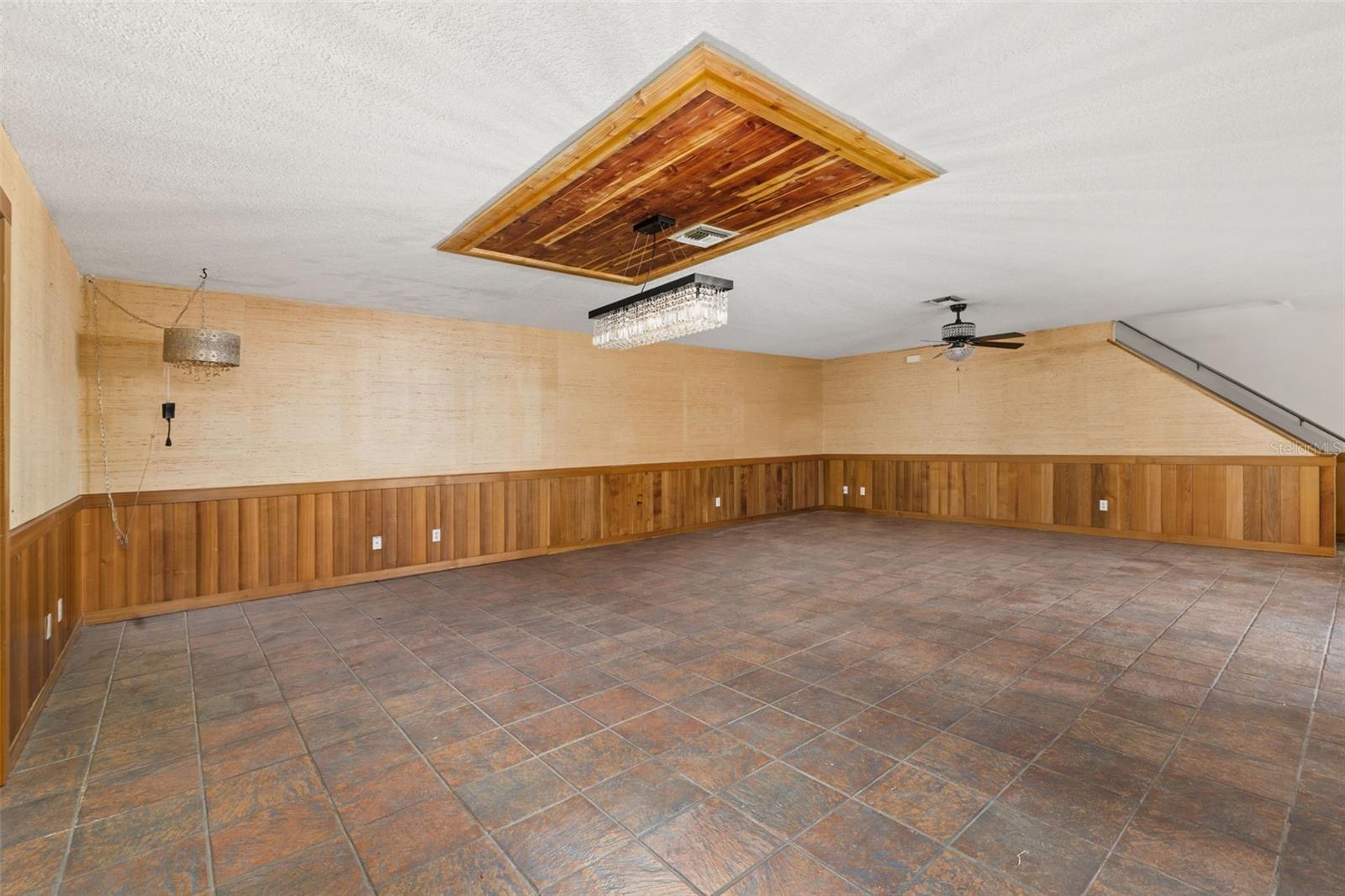 SILVER BEACH HEIGHTS - Residential