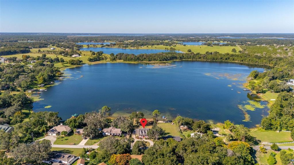 Photo of 41515 Silver Drive, Umatilla, FL 32784 (MLS # S5136607)