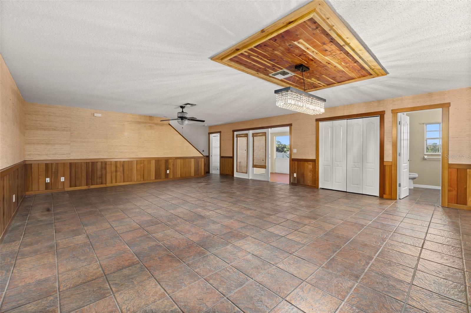 SILVER BEACH HEIGHTS - Residential