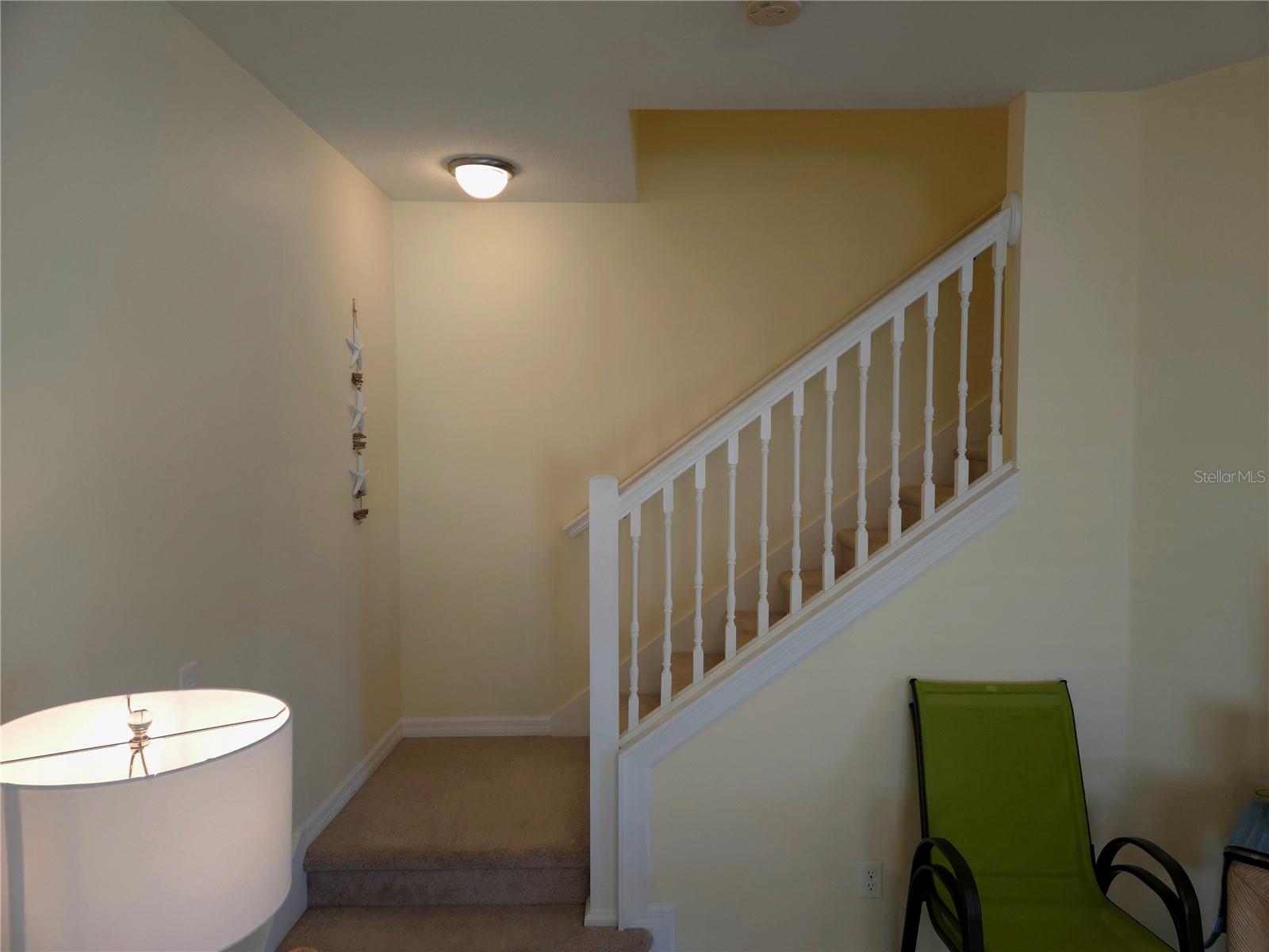 LAKESIDE VILLAGE TOWNHOME - Residential