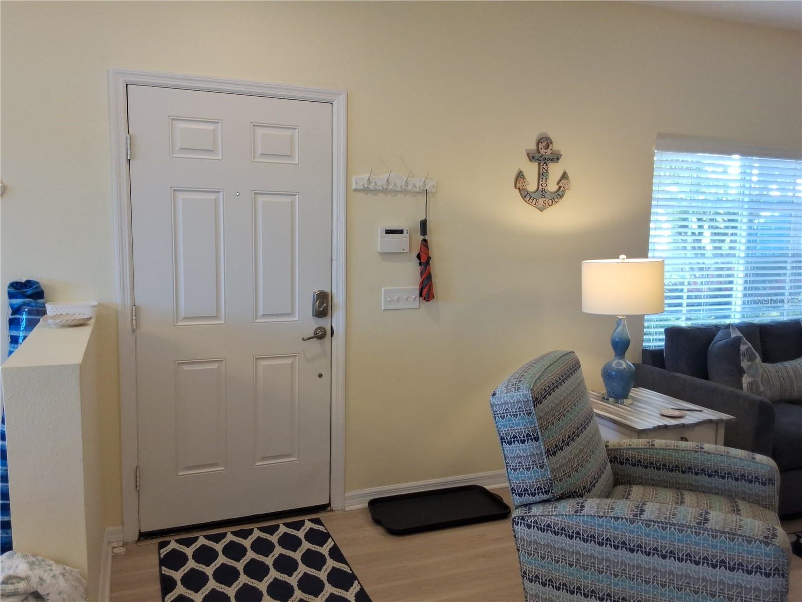 LAKESIDE VILLAGE TOWNHOME - Residential