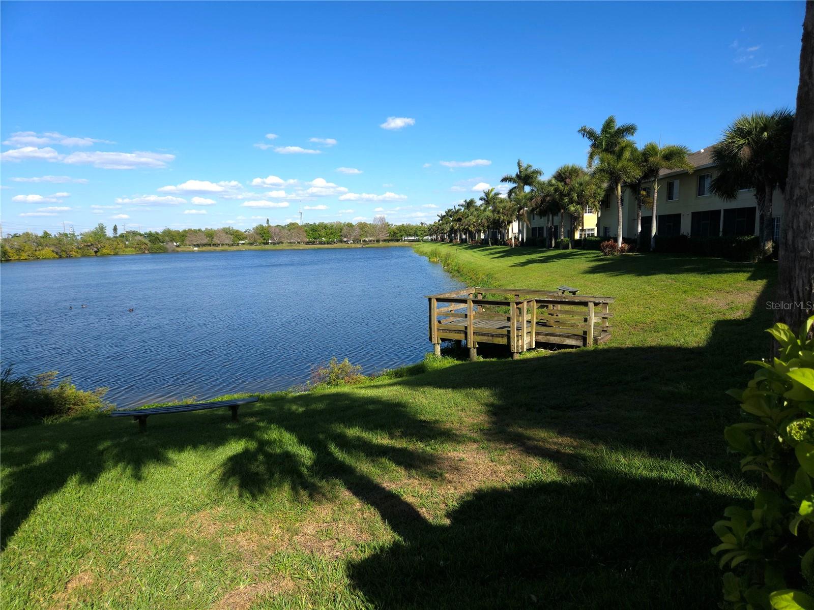 LAKESIDE VILLAGE TOWNHOME - Residential