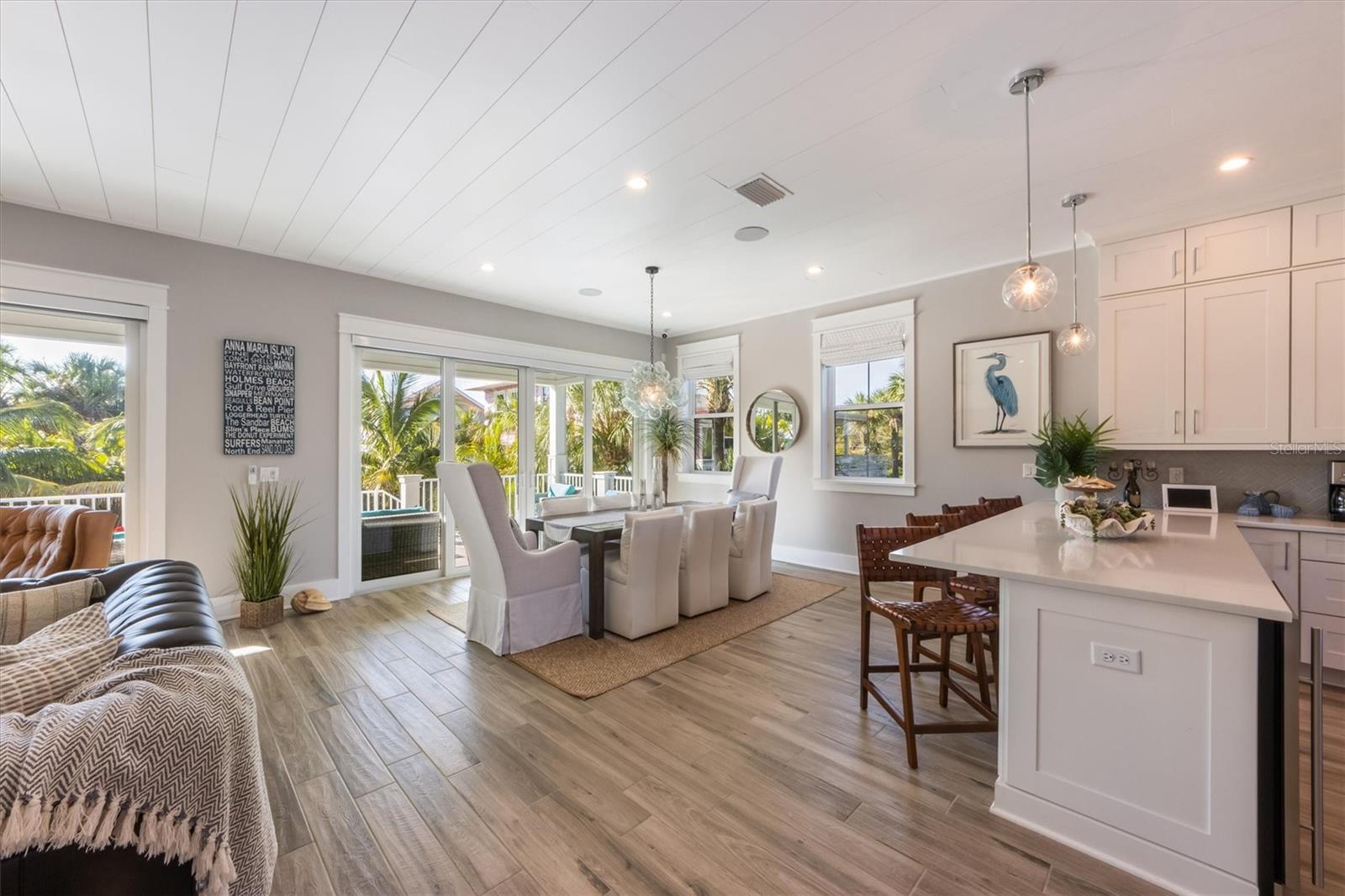 ANNA MARIA BEACH - Residential