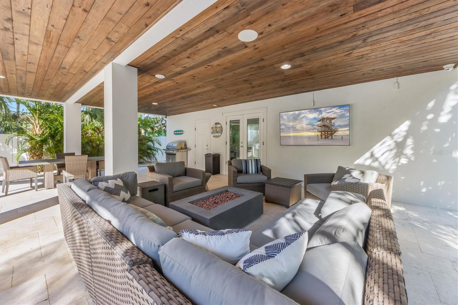 ANNA MARIA BEACH - Residential