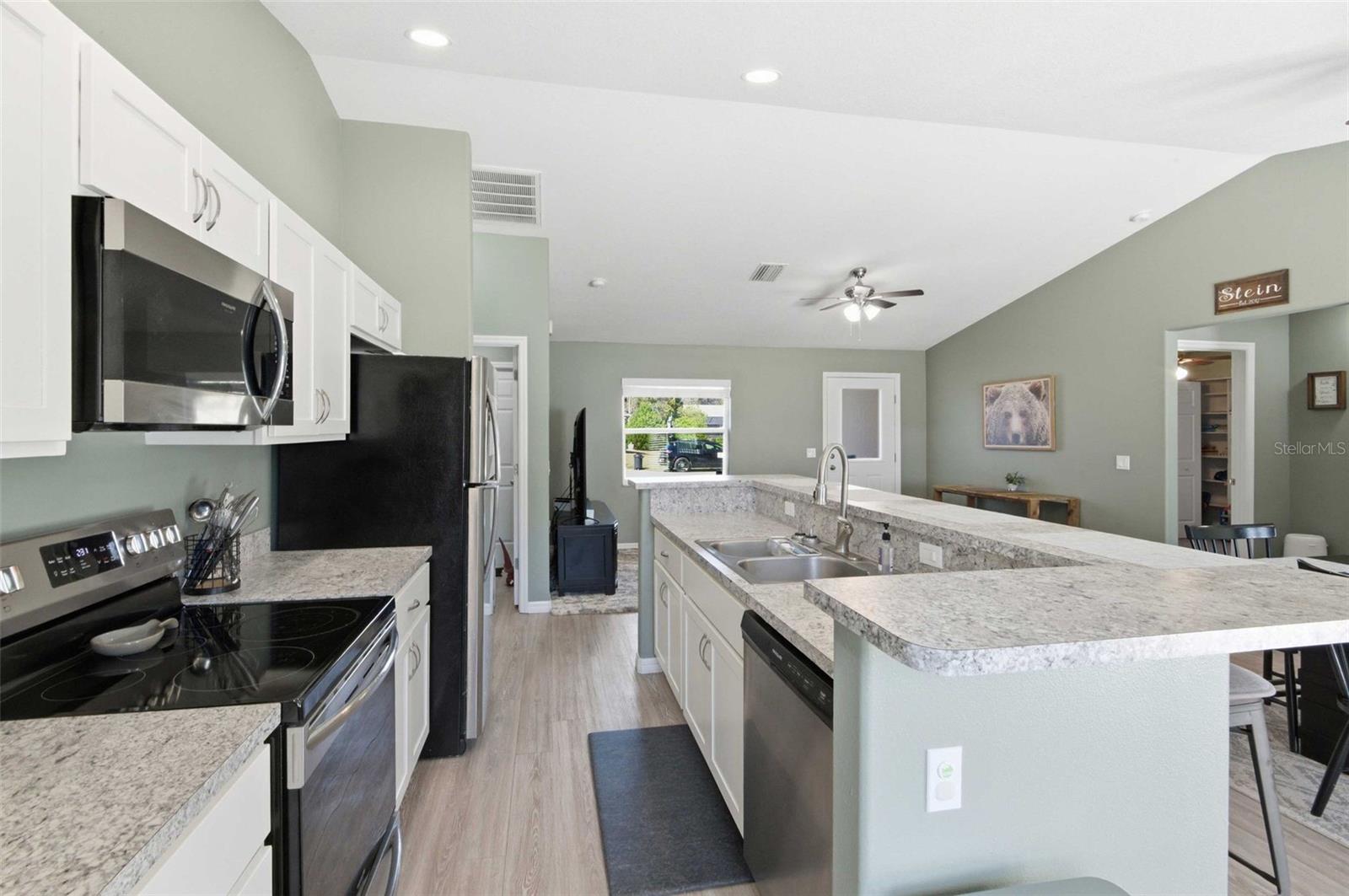 INVERNESS HIGHLANDS WEST - Residential