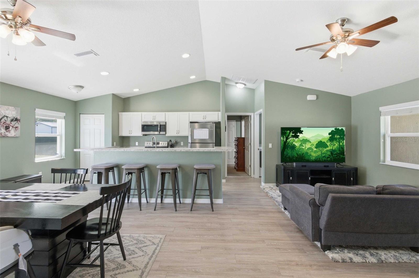 INVERNESS HIGHLANDS WEST - Residential