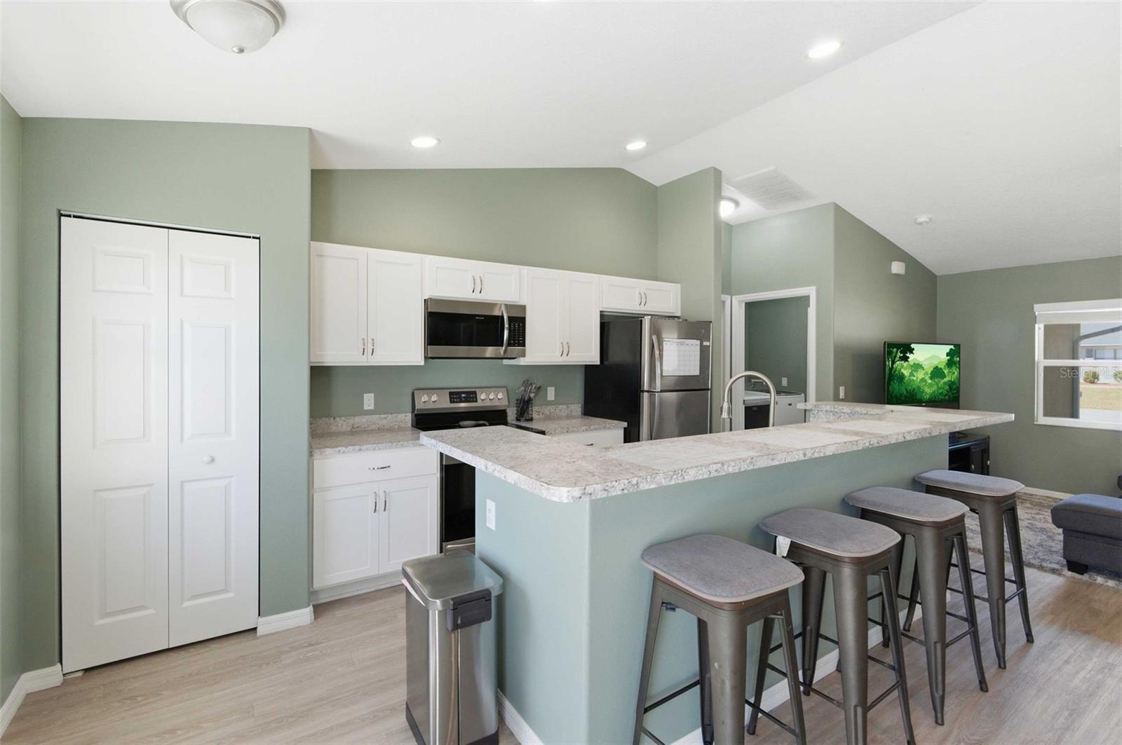 INVERNESS HIGHLANDS WEST - Residential