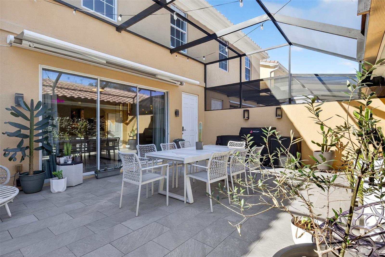 VILLAGEWALK/LK NONAA 01B - Residential