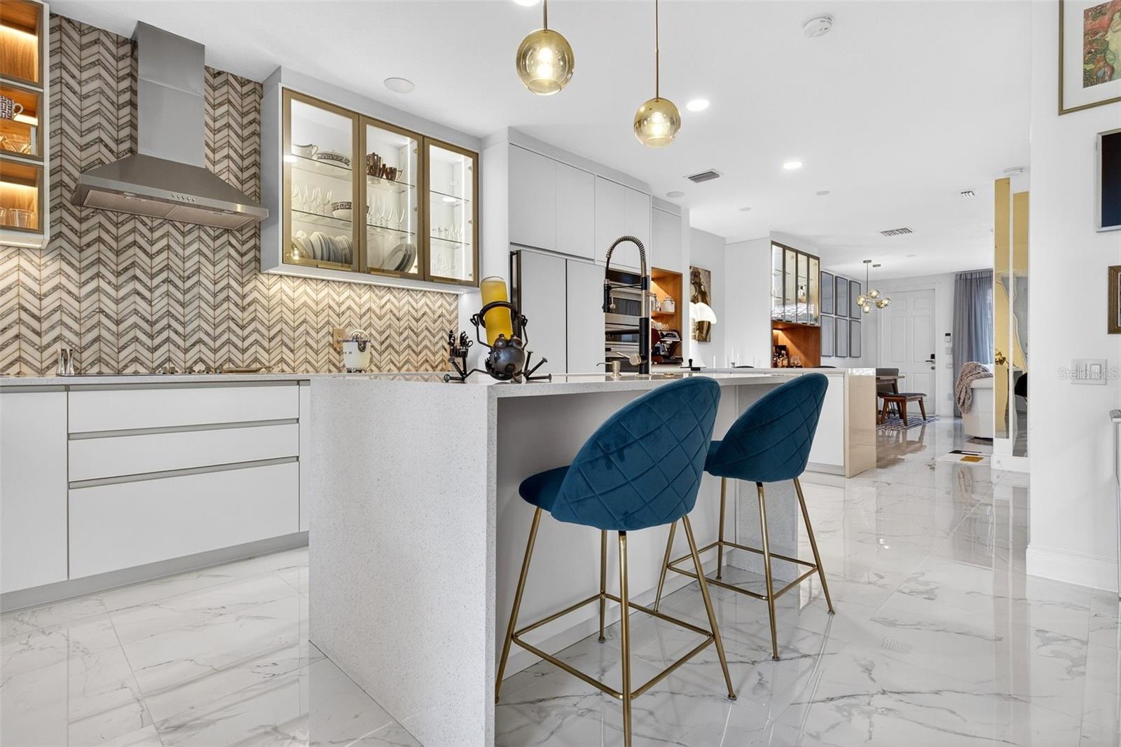 VILLAGEWALK/LK NONAA 01B - Residential