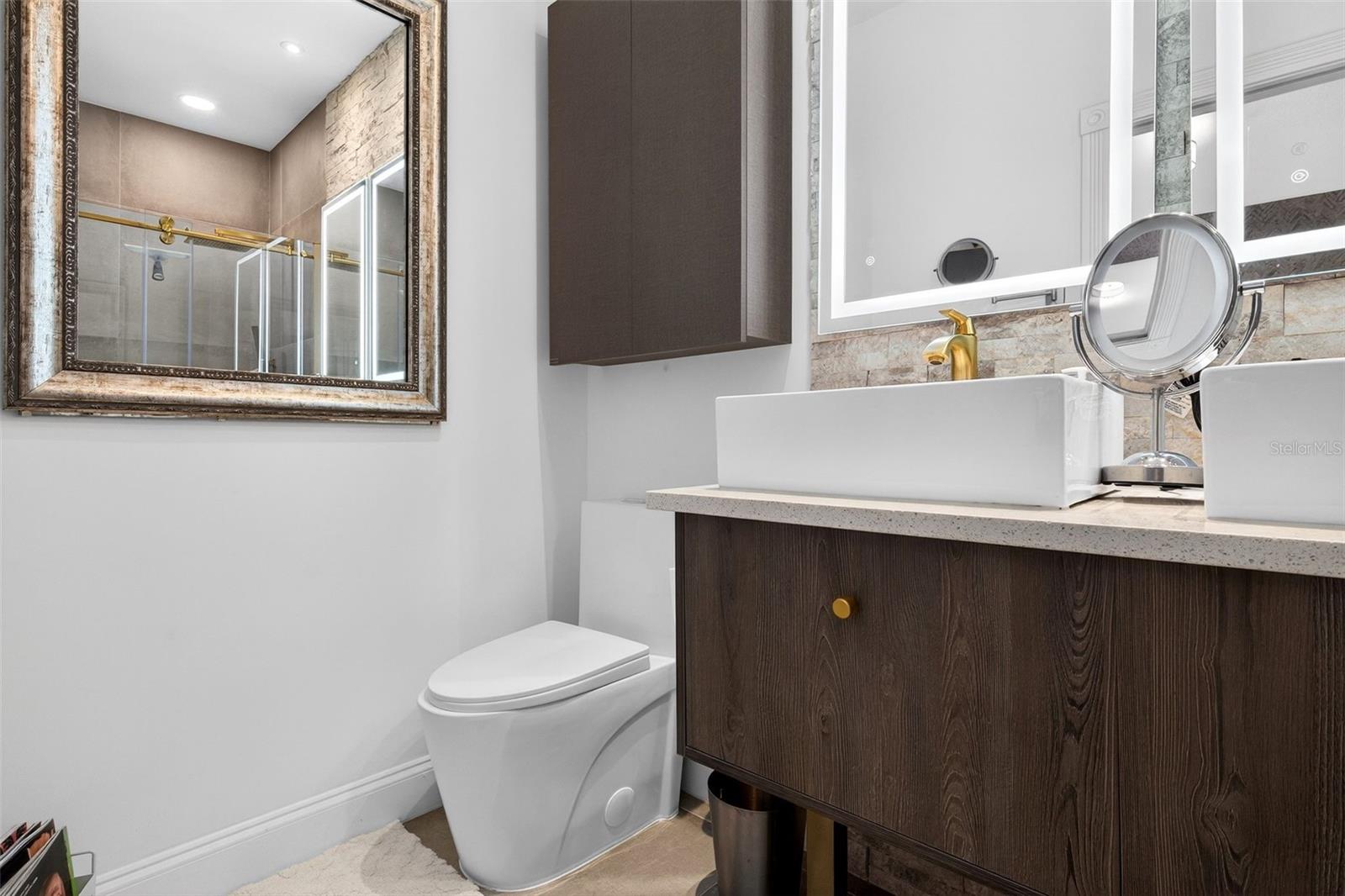 VILLAGEWALK/LK NONAA 01B - Residential