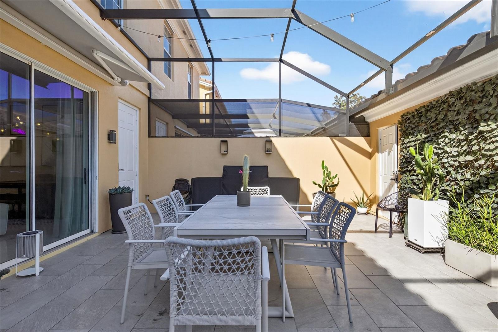 VILLAGEWALK/LK NONAA 01B - Residential