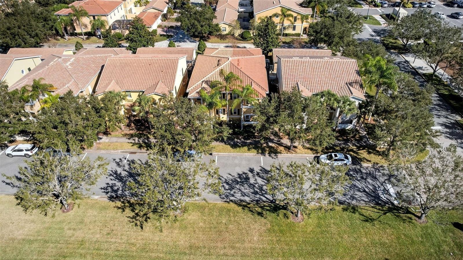 VILLAGEWALK/LK NONAA 01B - Residential