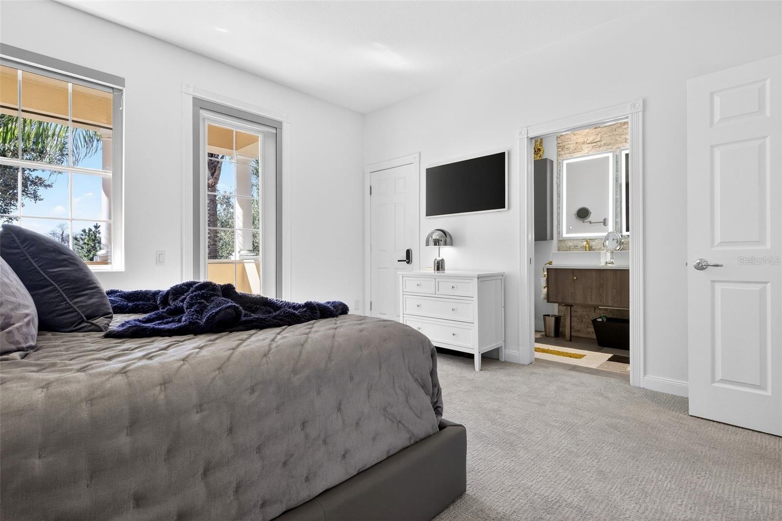 VILLAGEWALK/LK NONAA 01B - Residential