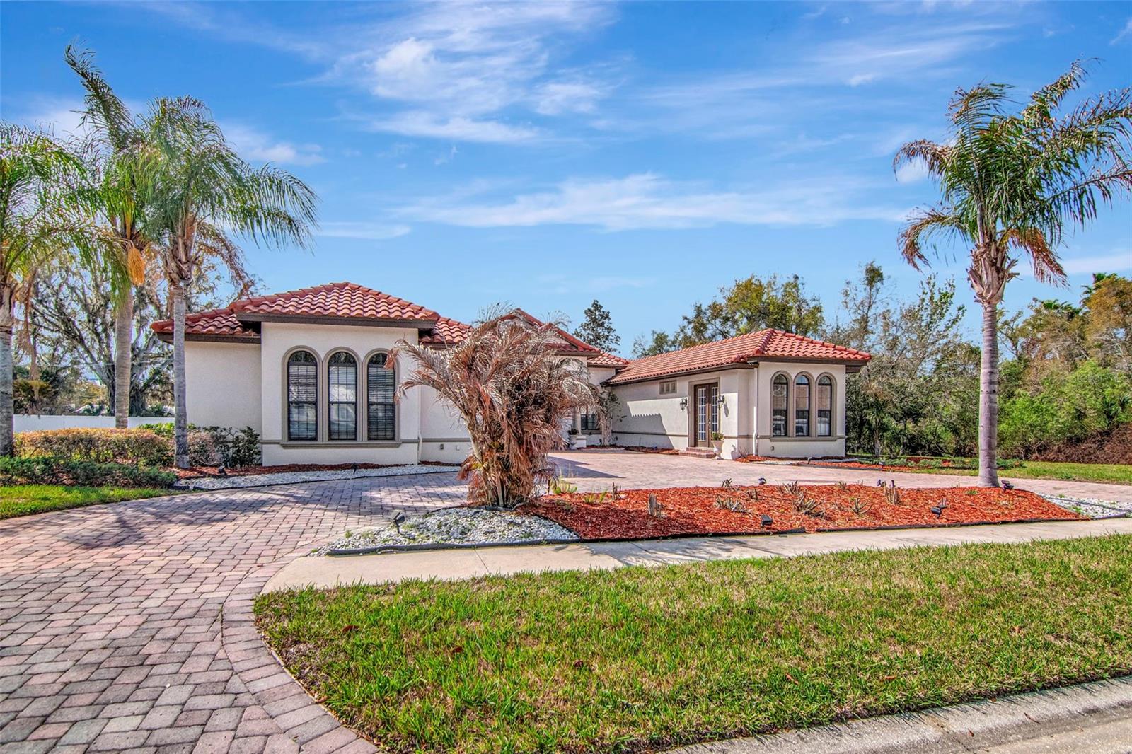 EMERALD CREEK - Residential