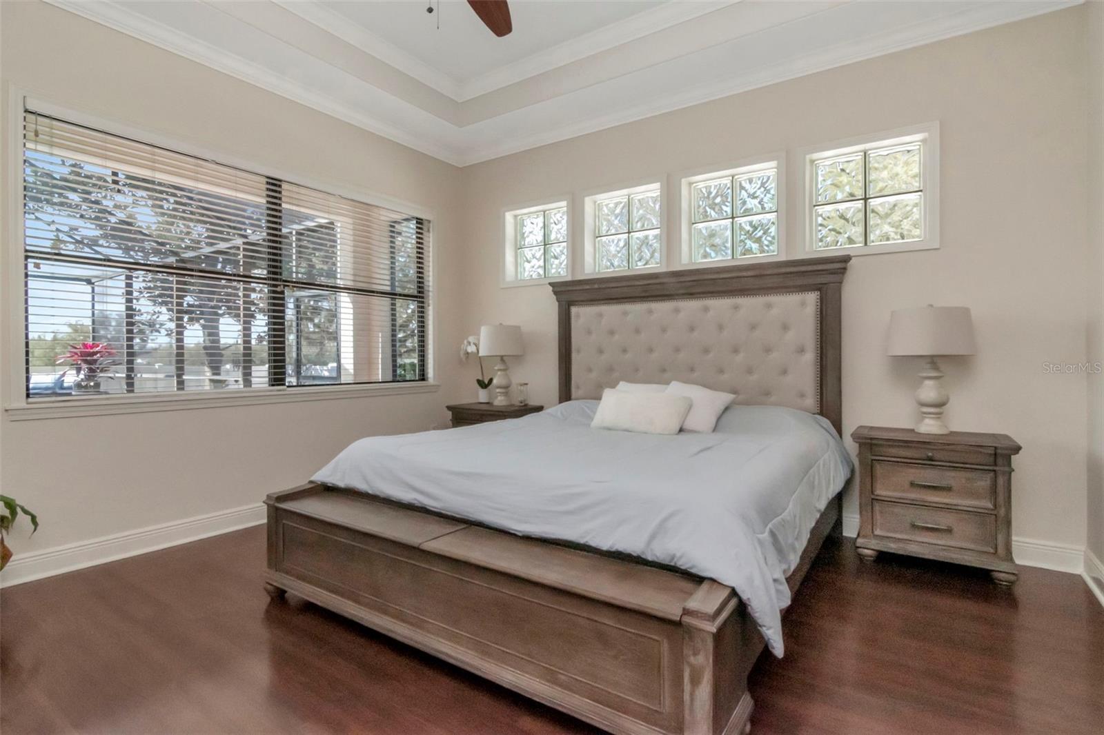 EMERALD CREEK - Residential