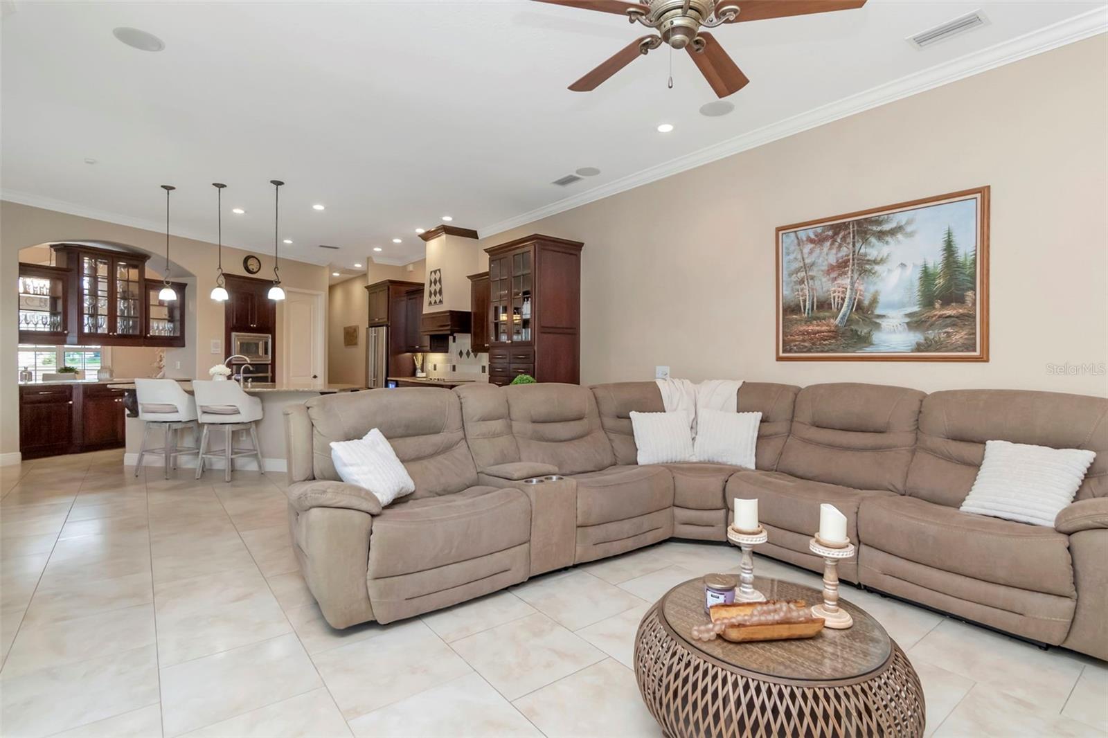 EMERALD CREEK - Residential