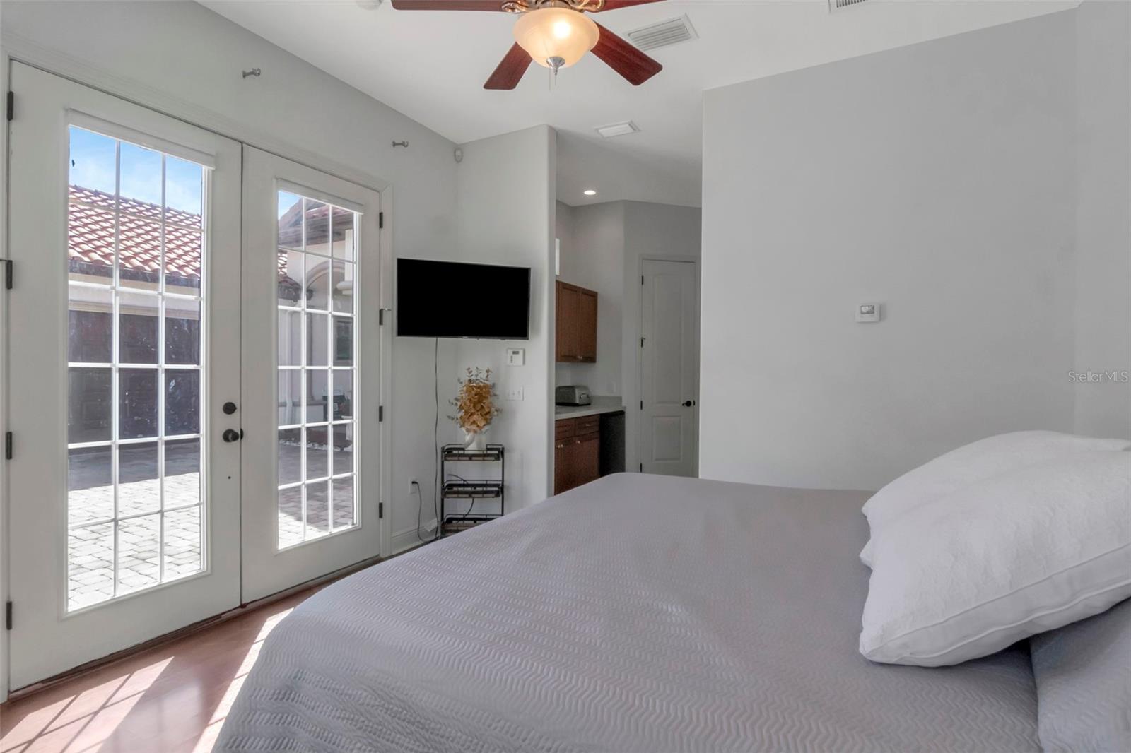 EMERALD CREEK - Residential