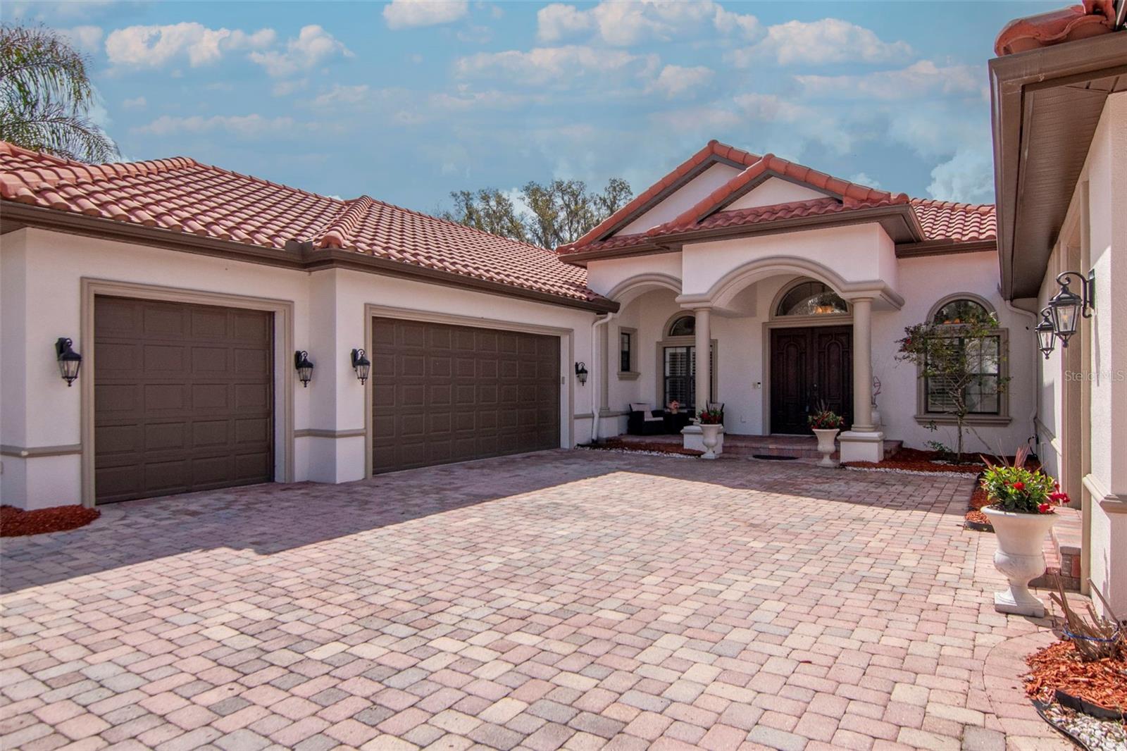 EMERALD CREEK - Residential