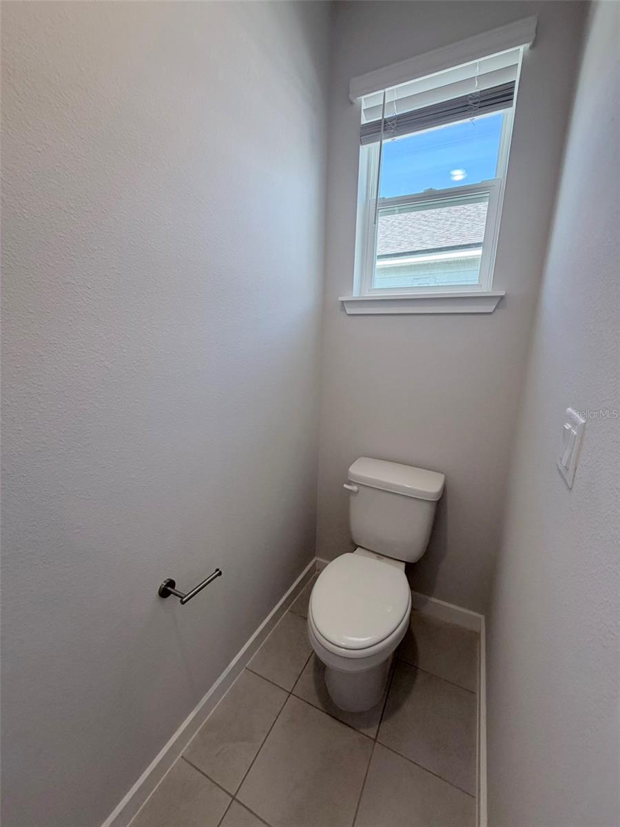 RESERVE EAST - Residential Lease