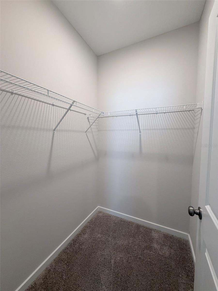 RESERVE EAST - Residential Lease