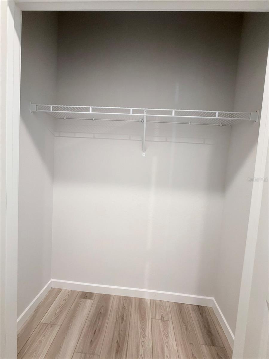 RESERVE EAST - Residential Lease