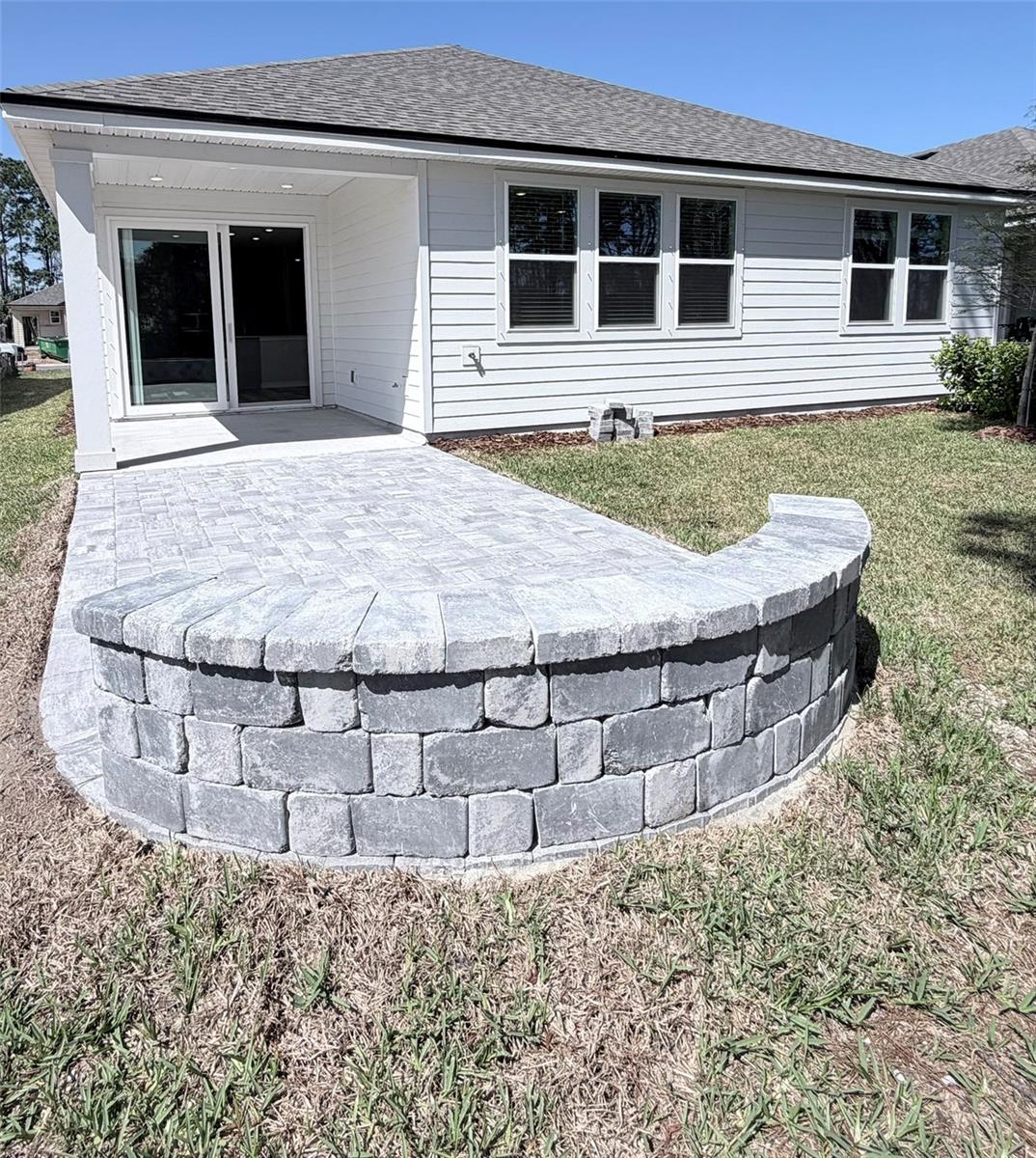 RESERVE EAST - Residential Lease