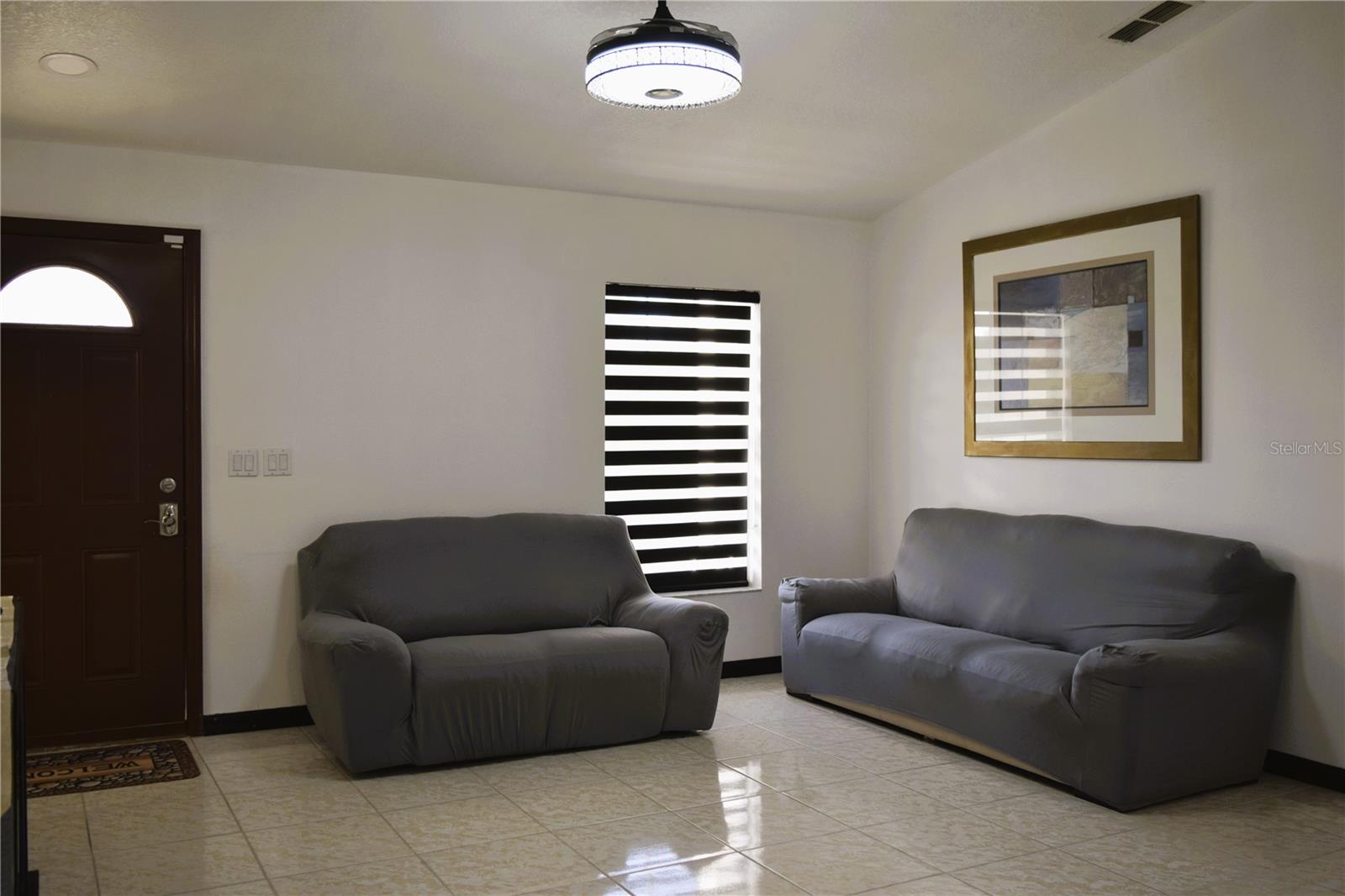 MARION OAKS UN 04 - Residential Lease