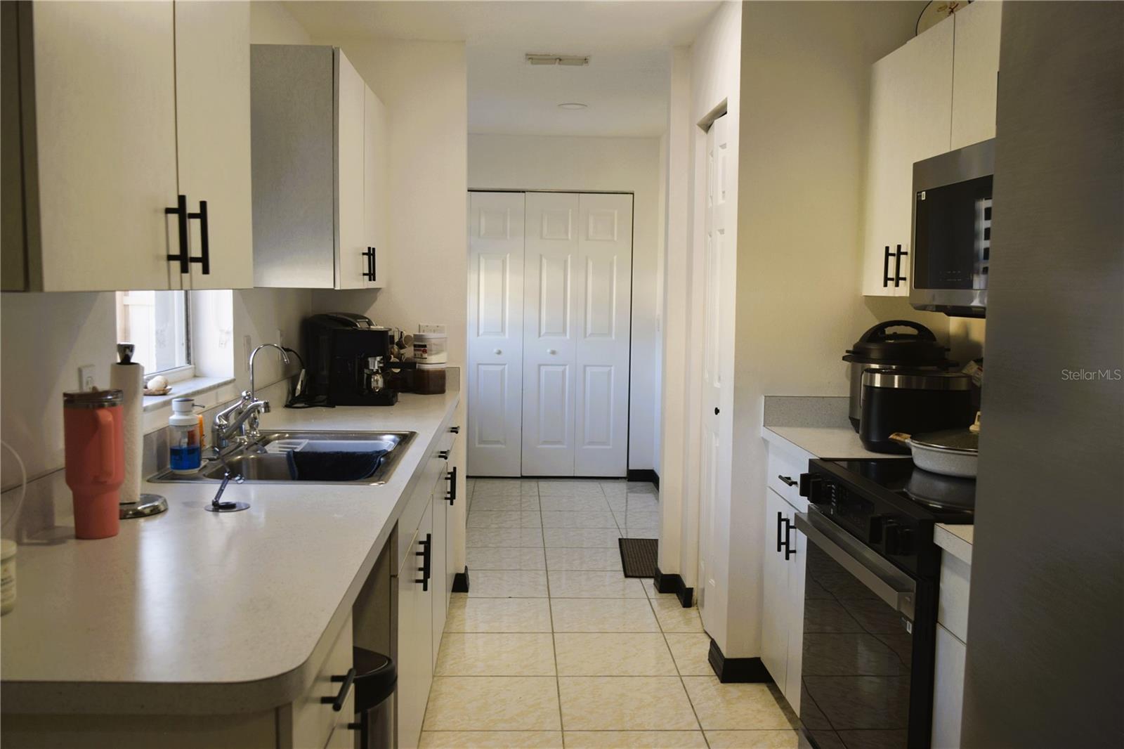 MARION OAKS UN 04 - Residential Lease