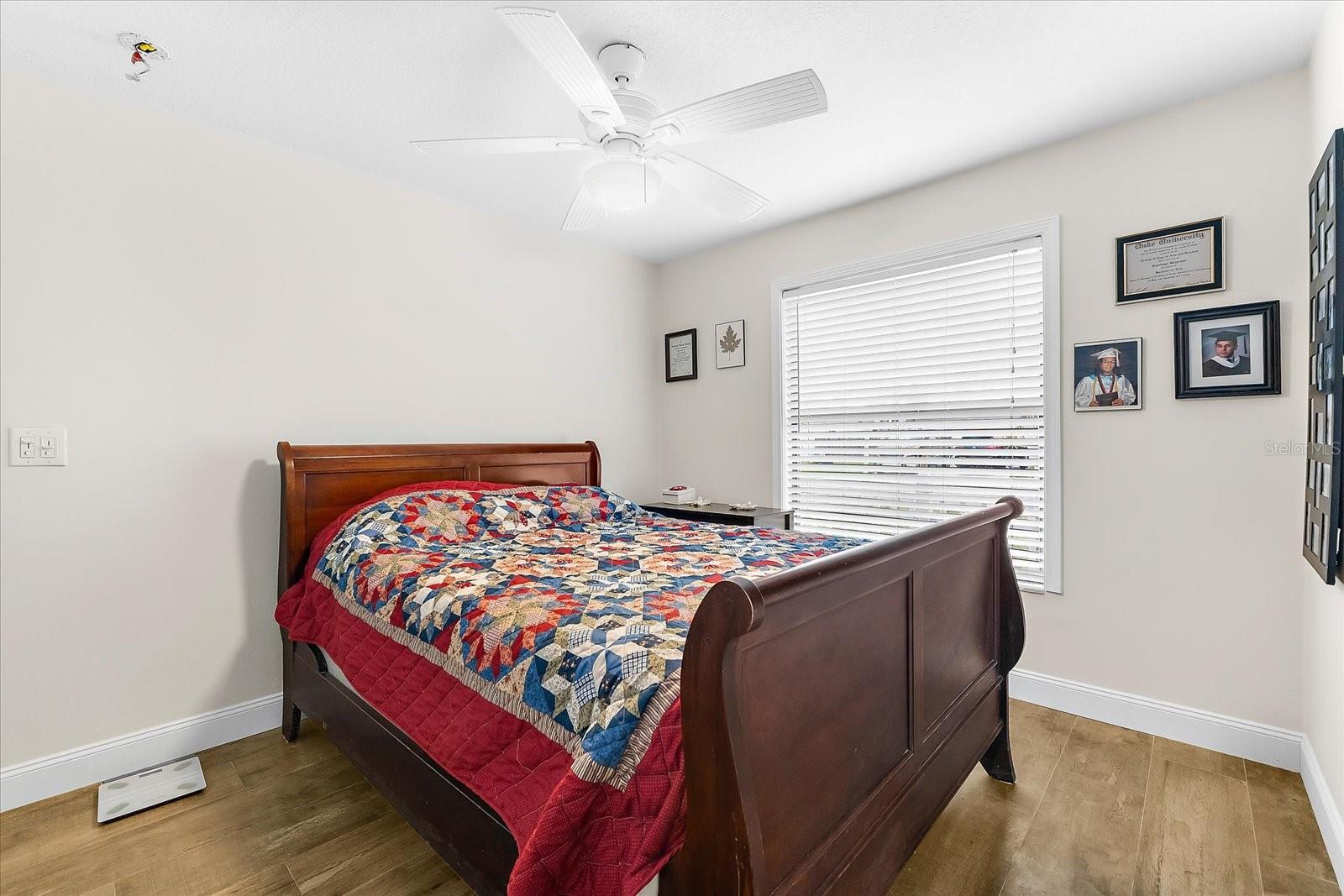 CENTRE LAKE - Residential