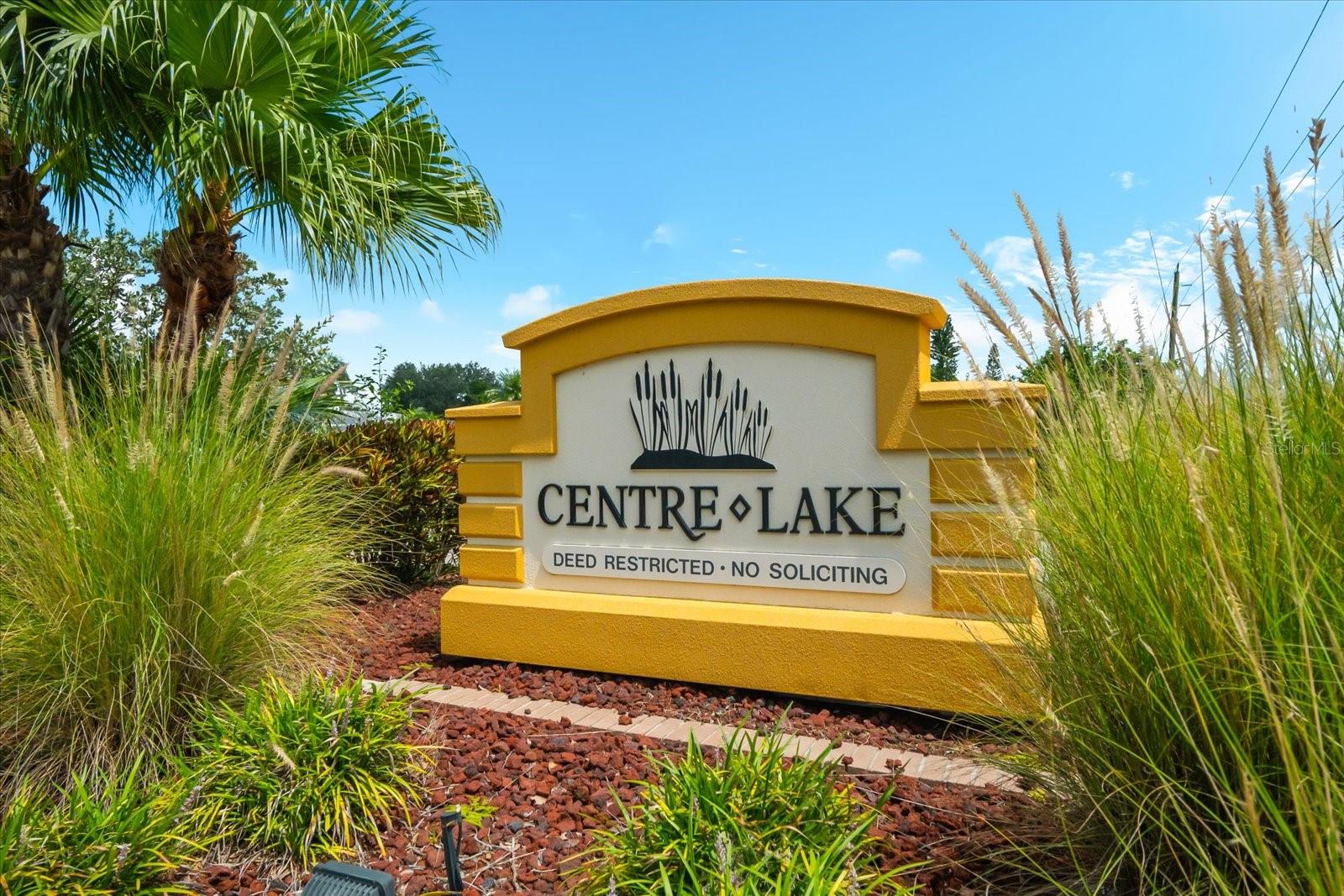 CENTRE LAKE - Residential