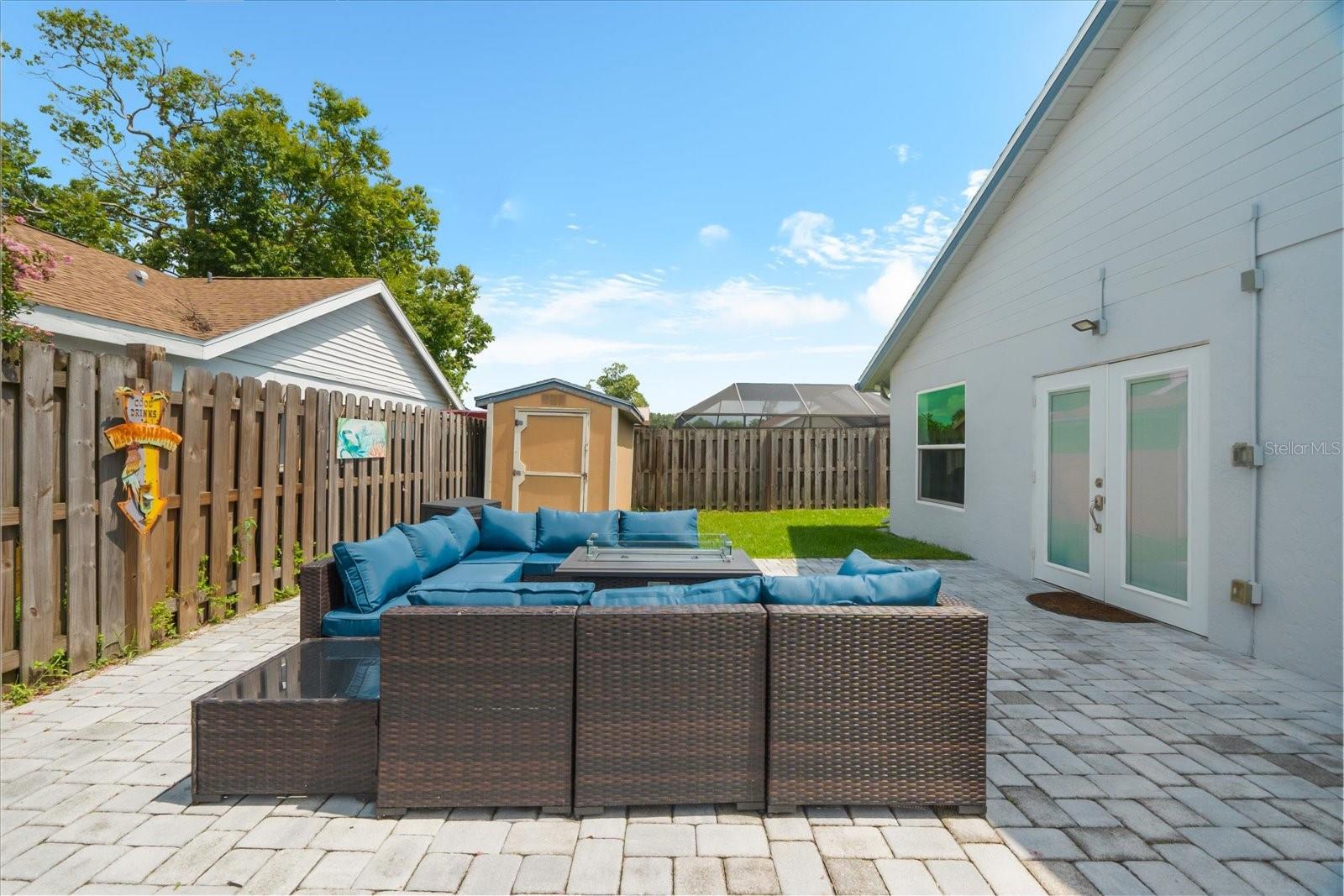 CENTRE LAKE - Residential