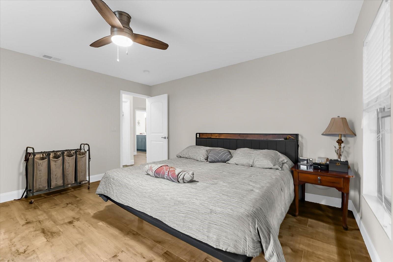 CENTRE LAKE - Residential