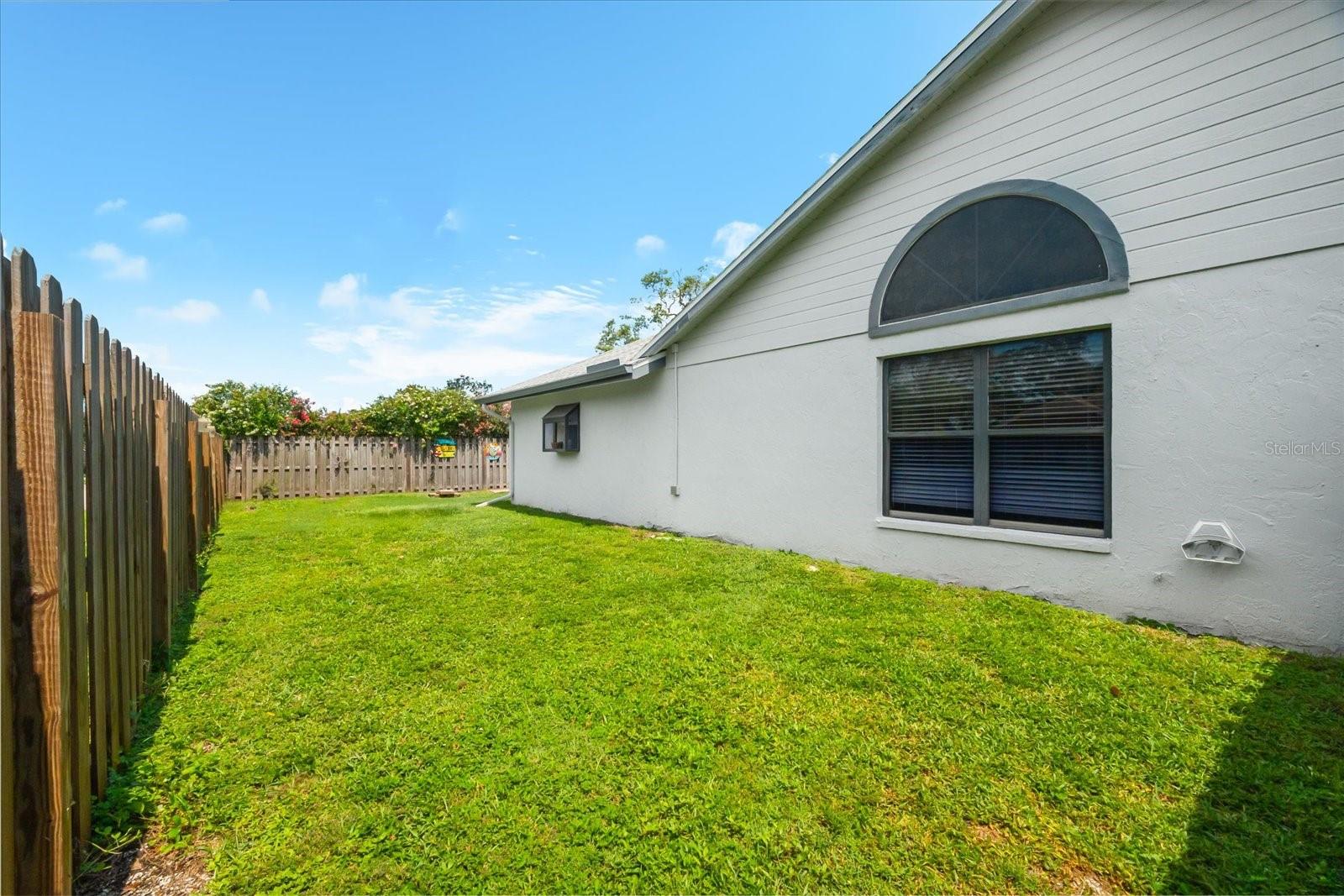 CENTRE LAKE - Residential