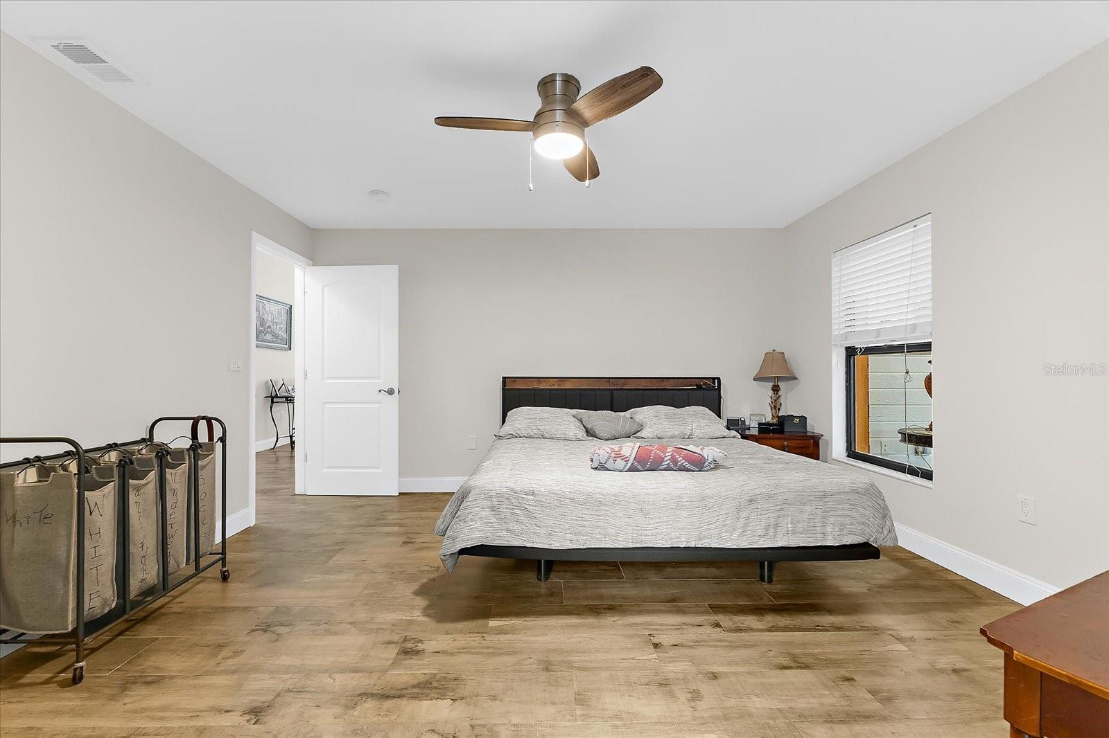 CENTRE LAKE - Residential