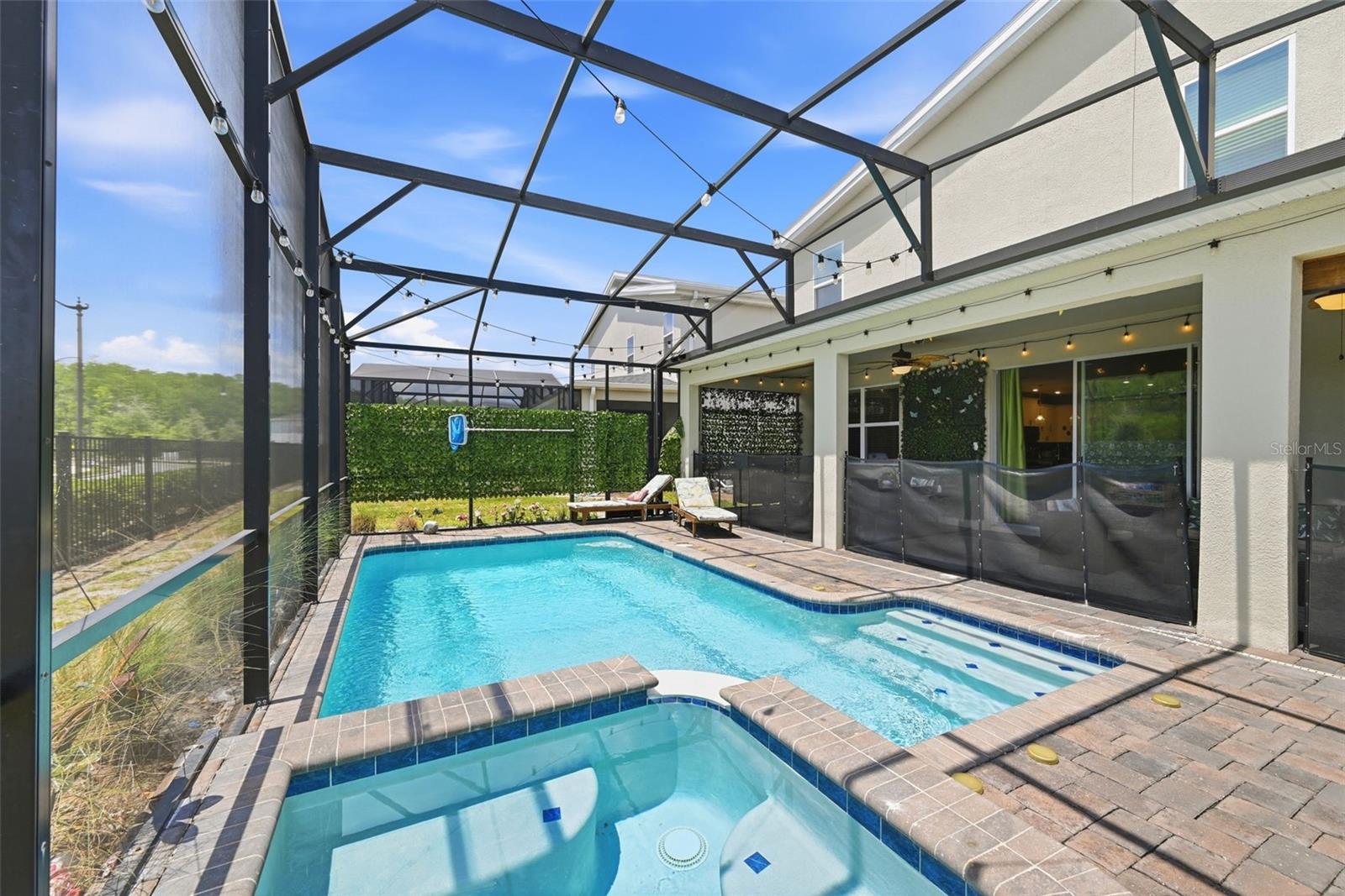 STOREY LAKE II - Residential